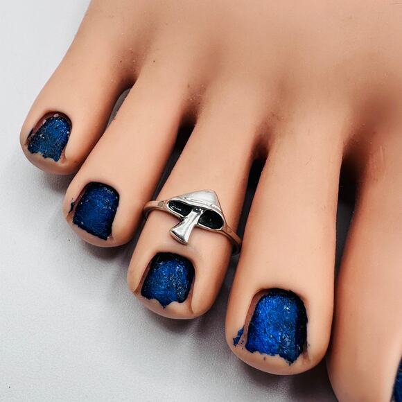 Sterling Silver Mushroom Toe Ring - Picture 2 of 4